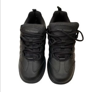 Cross Trekkers Sneakers Black Non Slip Work Shoes SafeTStep Slip Resistant Sz 7